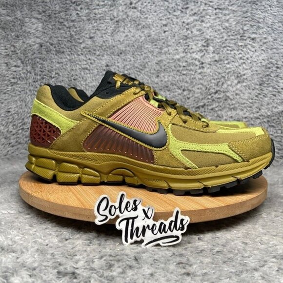 Nike Zoom Vomero 5 Pacific Moss Size 8 Men Sneakers FJ1910-300 - Picture 3 of 9